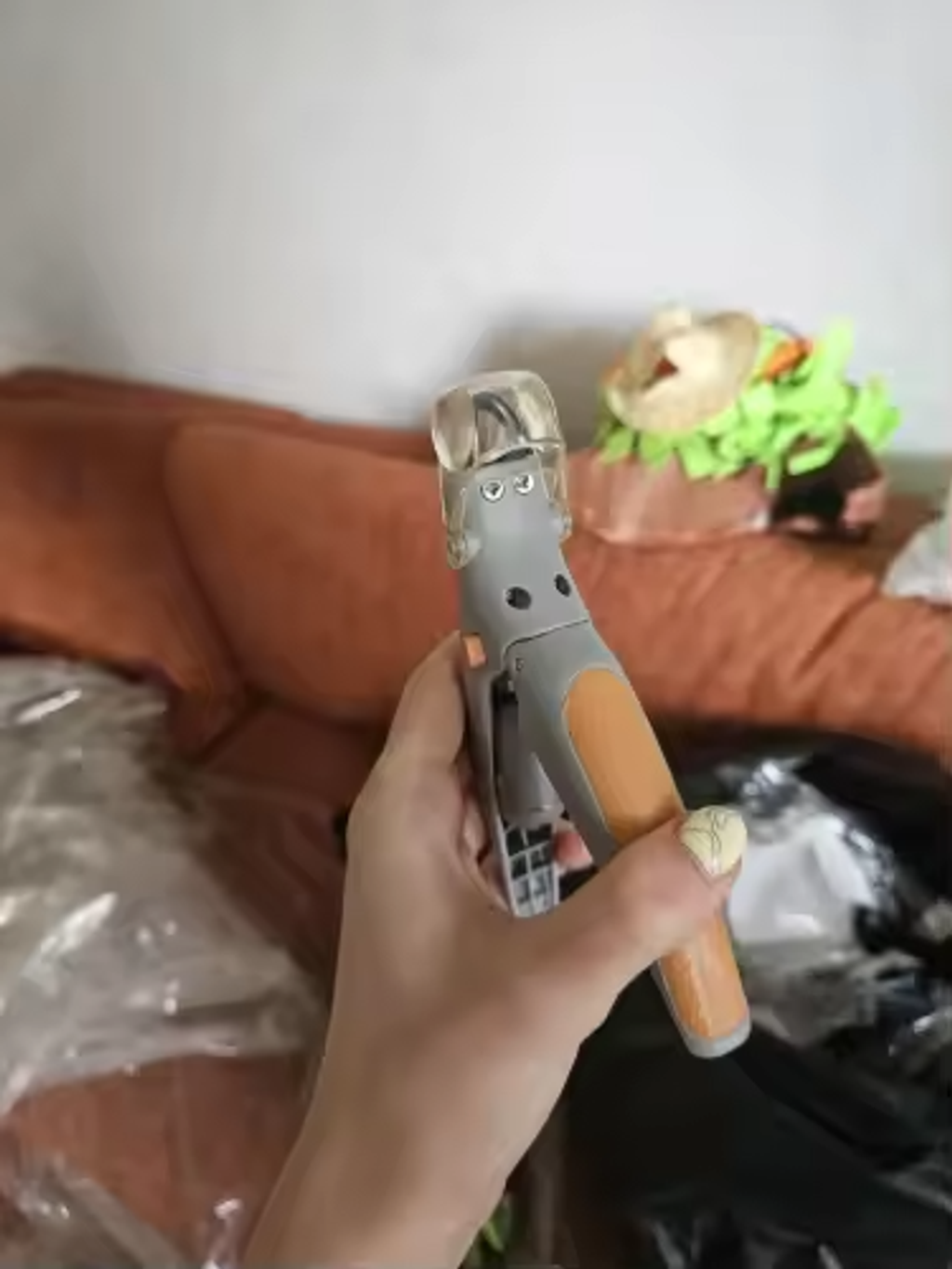 LED Light Pet Nail Clippers with 5x Magnification - Dual-Sided Clipper for Trimming