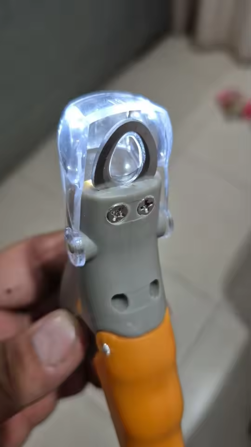 LED Light Pet Nail Clippers with 5x Magnification - Dual-Sided Clipper for Trimming