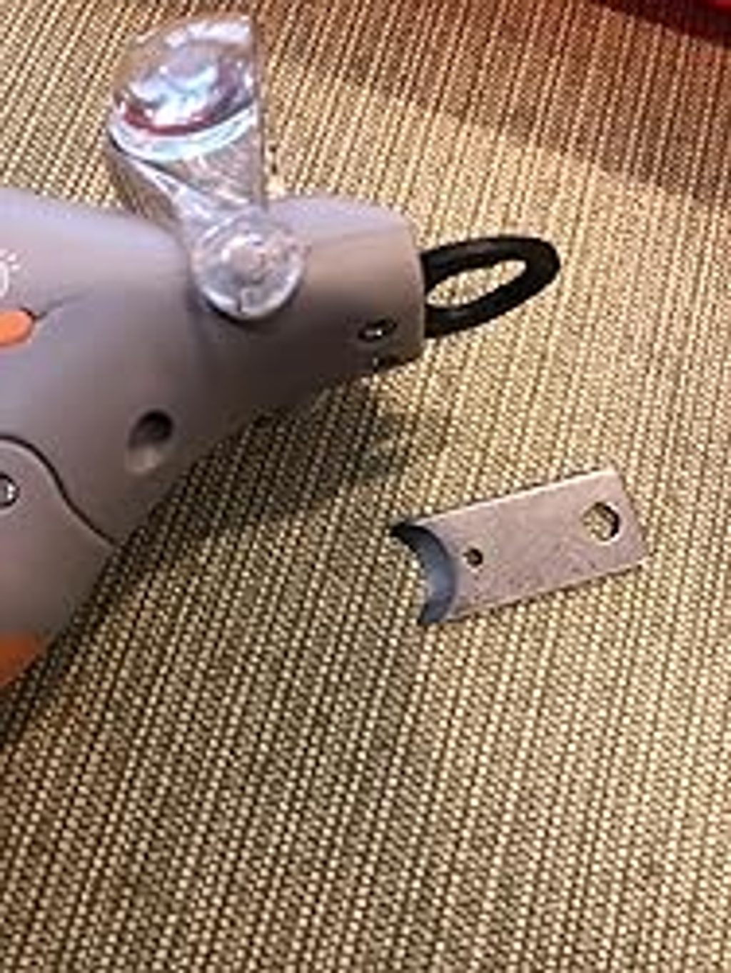 LED Light Pet Nail Clippers with 5x Magnification - Dual-Sided Clipper for Trimming